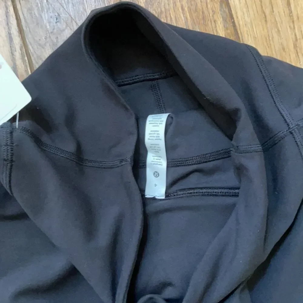 NWT LULULEMON Groove Pant Flare High Waist LEGGING Solid Black SIZE 4 Nulu ALIGN - Picture 8 of 16